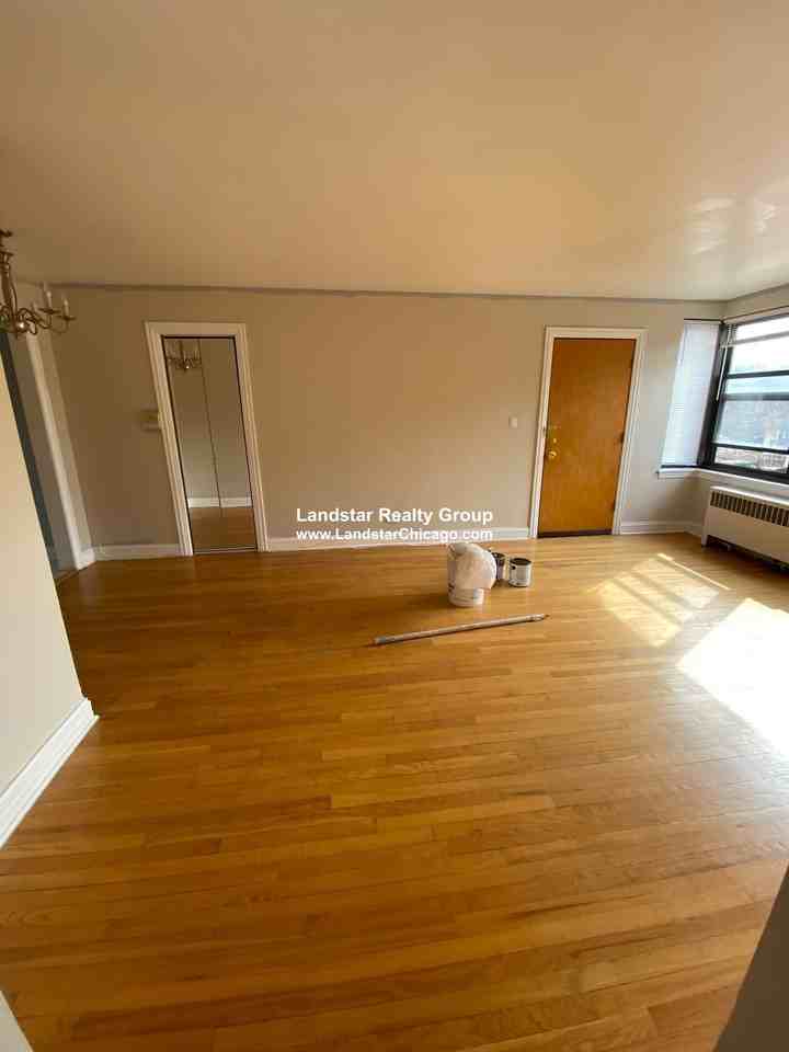 7322 N Ridge Blvd #3W - Photo 7 of 13