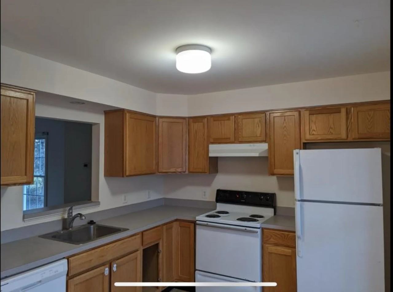 9281 Travellers Ct - Photo 2 of 13