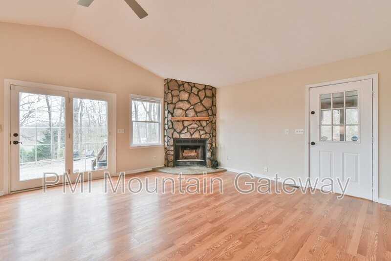 42 Lupine Dr - Photo 2 of 30
