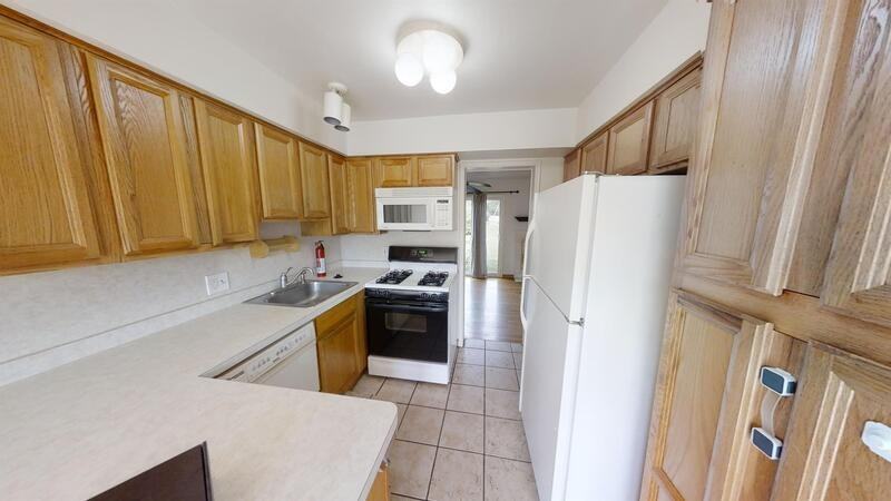 2824 Page Ave - Photo 5 of 15