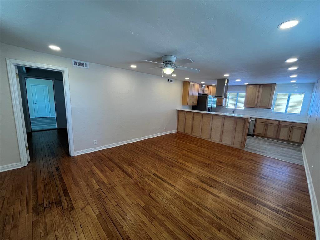 3012 N Lee Ave