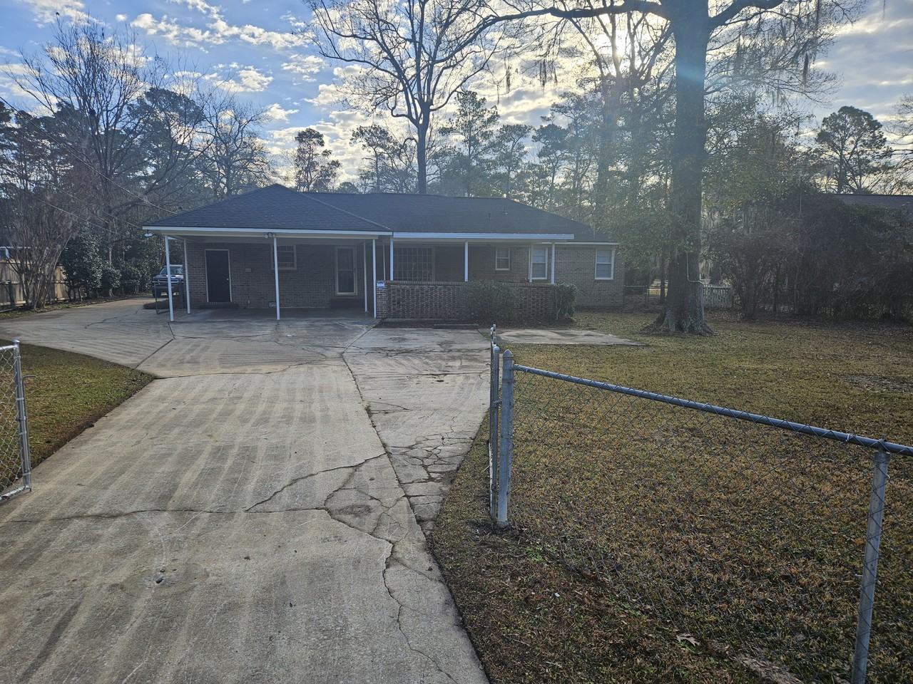 503 Flamingo Ln - Photo 2 of 2