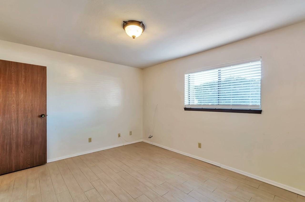 6311 N Barcelona Ct #1013 - Photo 6 of 22