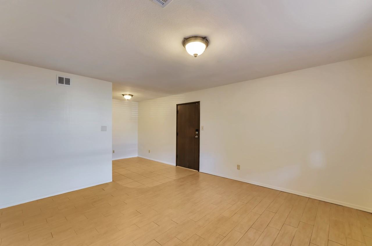 6311 N Barcelona Ct #1013 - Photo 4 of 22