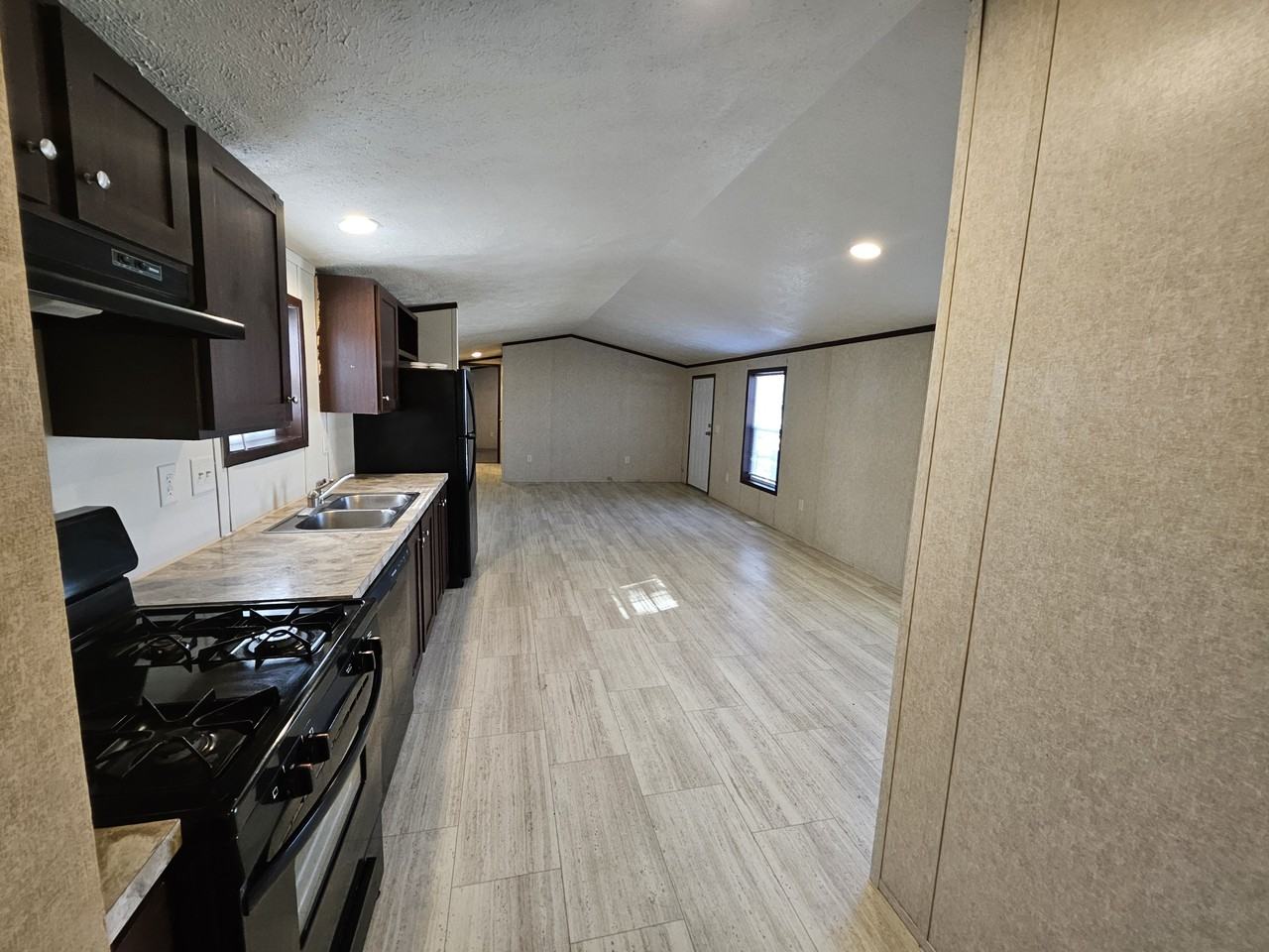 279 York Harbor Ct Lot 34 #34 - Photo 3 of 11