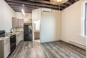 featured image of 218 E Kemp Ave #4