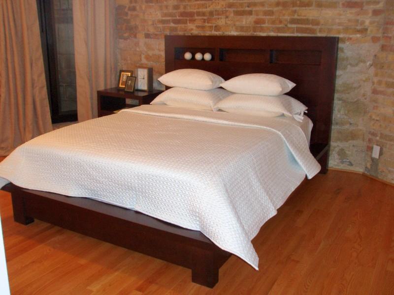 540 Belden #1C - Photo 3 of 5
