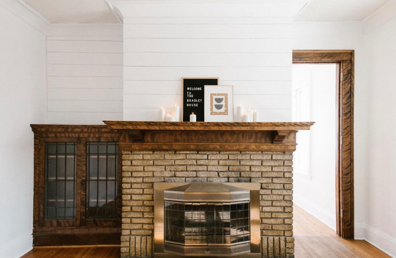 1070 Bradley St #1 - Photo 3 of 11