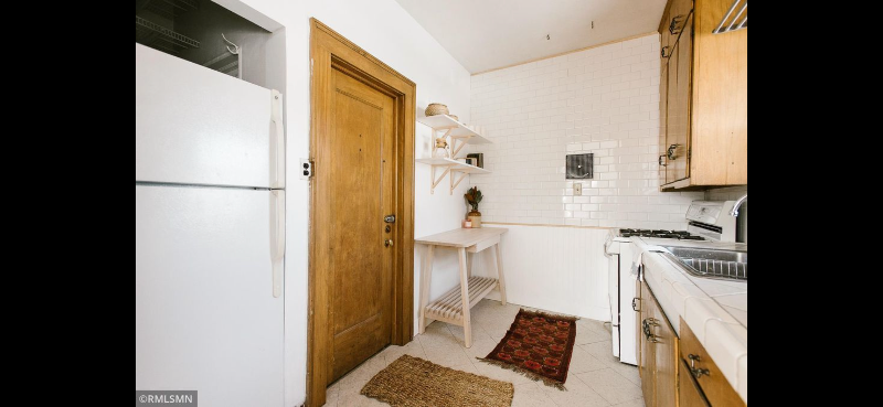 1070 Bradley St #1 - Photo 4 of 11