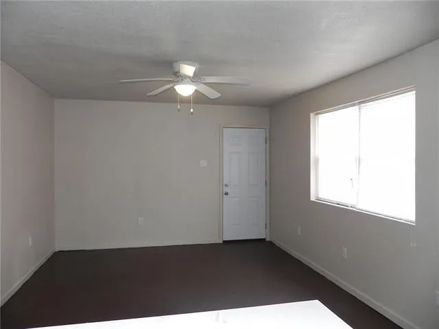 1706 Elizardi Blvd - Photo 2 of 12