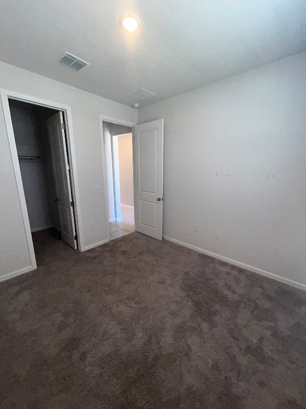 228 Hillcrest Dr - Photo 3 of 22