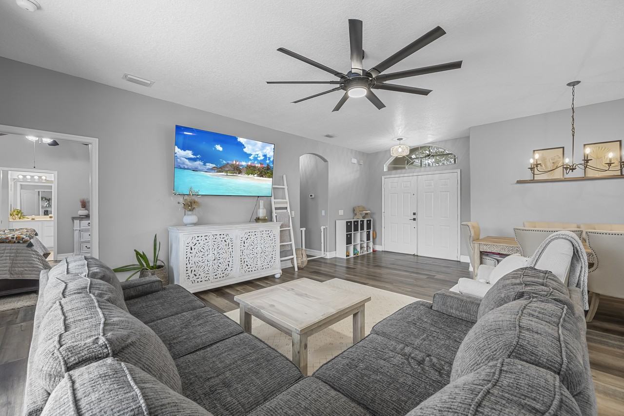 1900 Jacques Dr #1 - Photo 3 of 35