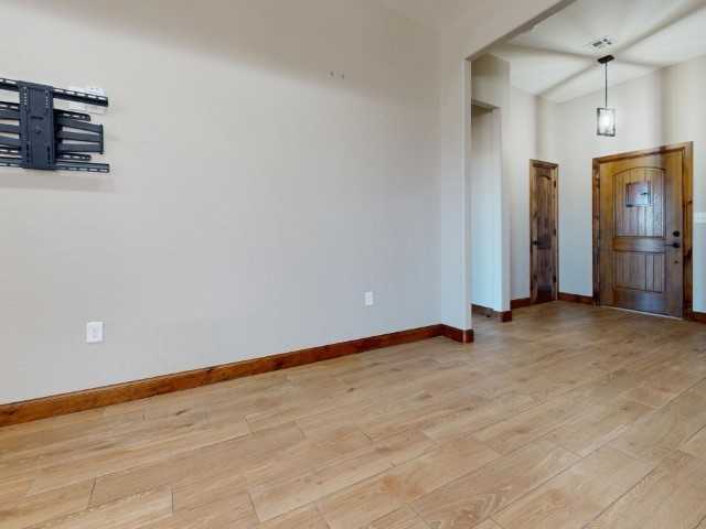 11512 Nw 4 Mile Rd #1 - Photo 3 of 26