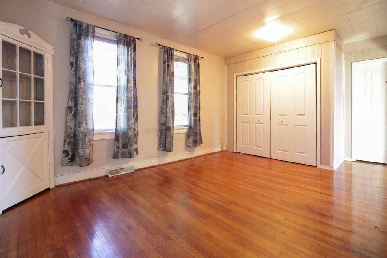400 N 3rd Ave #NA - Photo 6 of 9