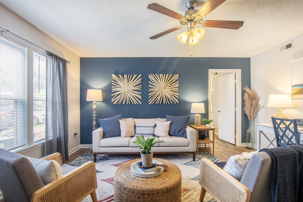 Hawthorne Commons - Photo 5 of 27