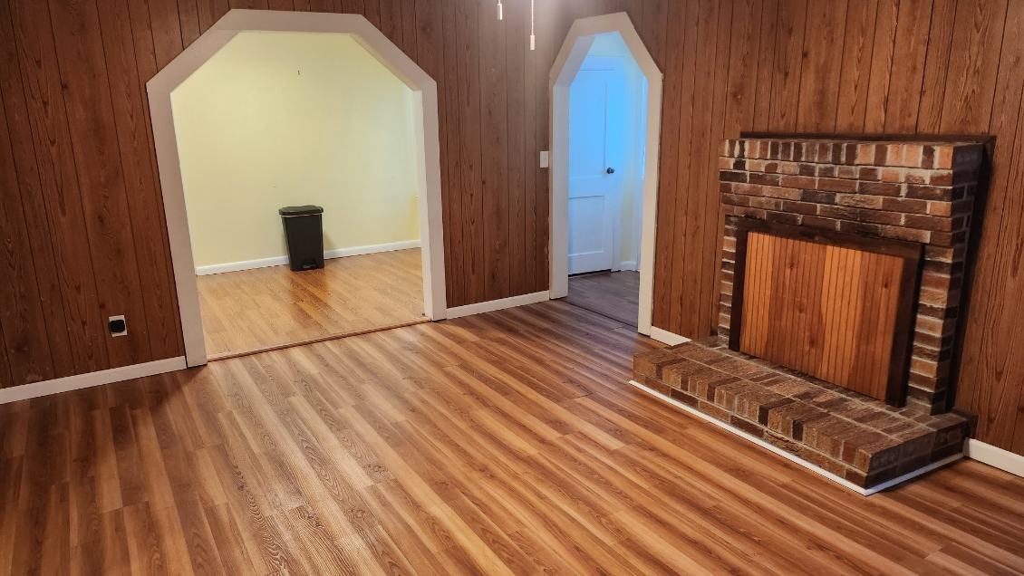 214 Cross Roads Dr #1 - Photo 3 of 9