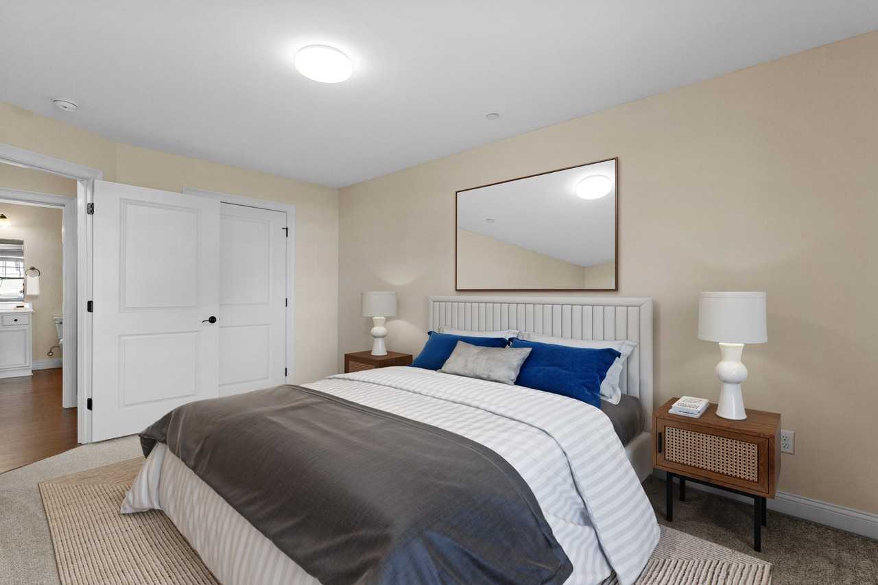 Cumberland Foreside Village Apartments - Photo 3 of 27