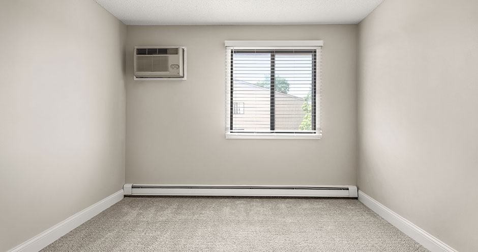 The Woods of Burnsville Apartments - Photo 7 of 49