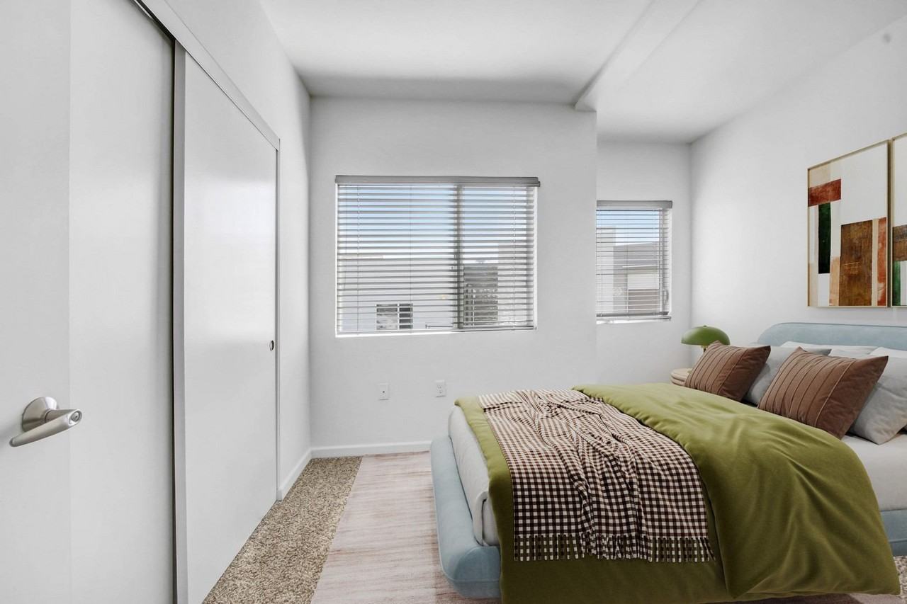 Citron Apartments - Photo 6 of 33