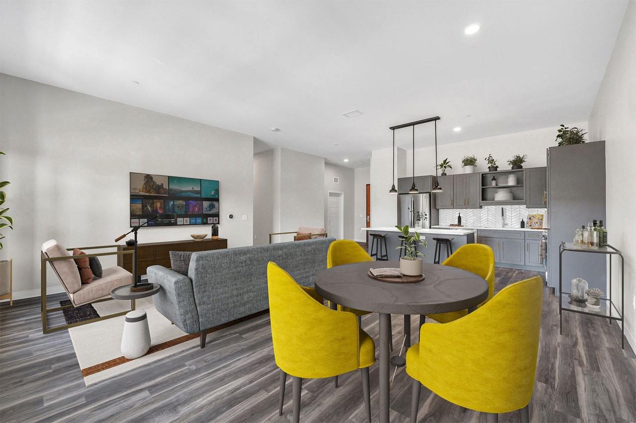 Albion Highland Park - Photo 4 of 37