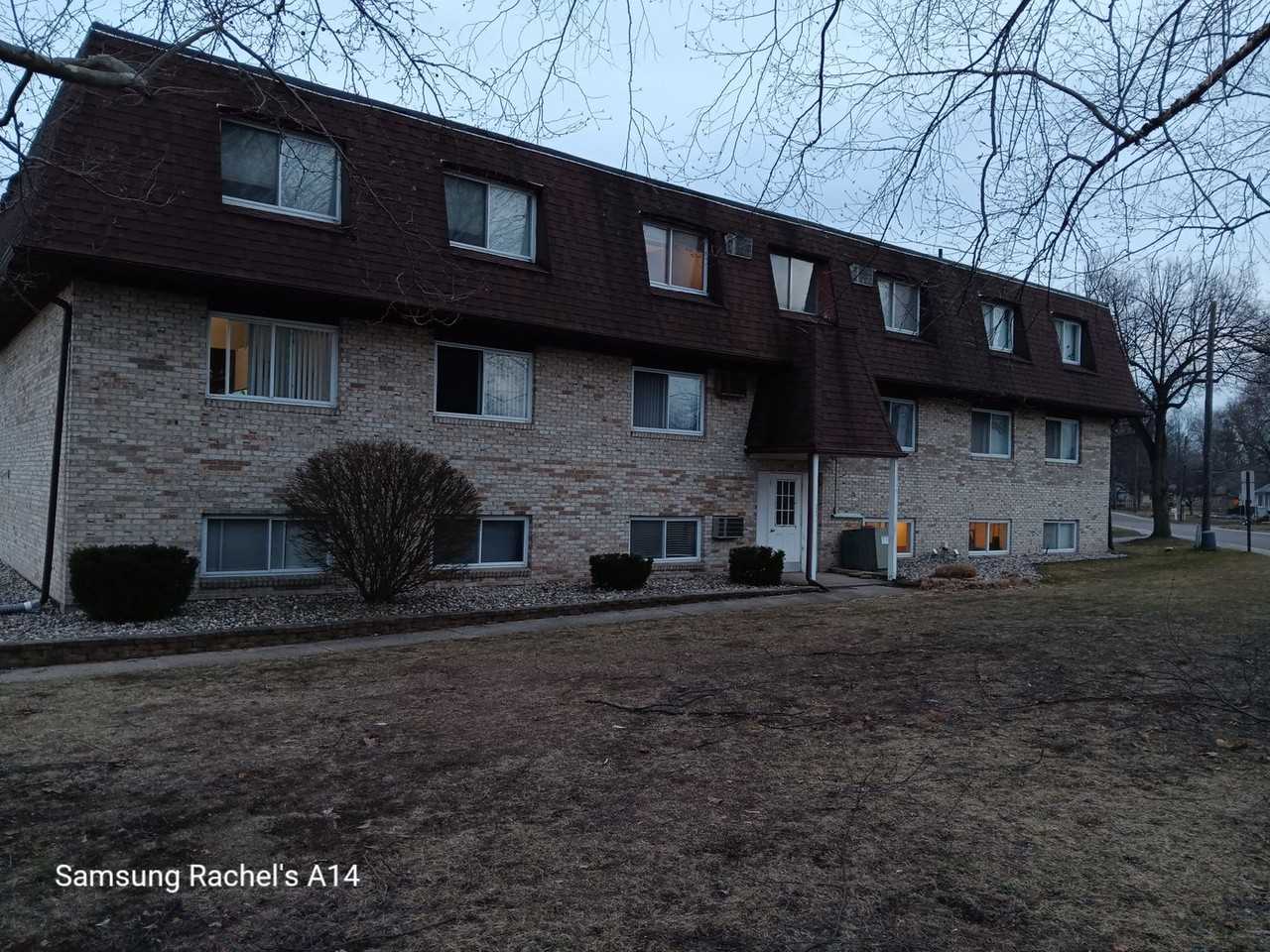 Georgian Apartments (Galesburg Apartments LLC) - Photo 5 of 5