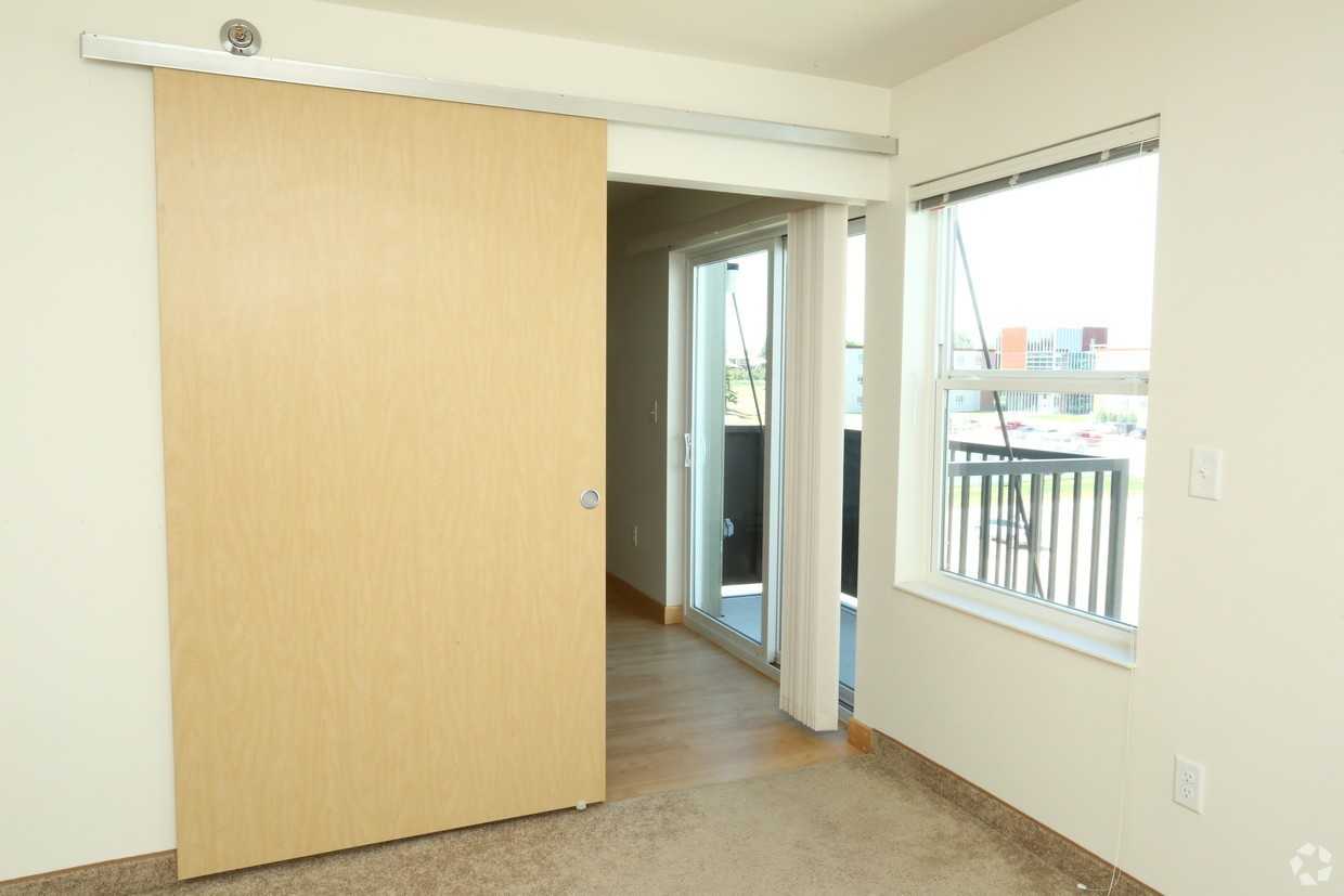 Badlands Apartments II - Photo 2 of 43