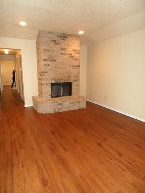 6426 Bramble Dr - Photo 2 of 15