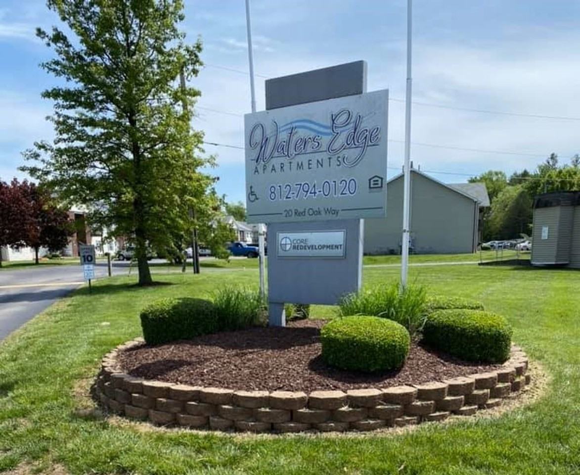 Water's Edge - Photo 7 of 22