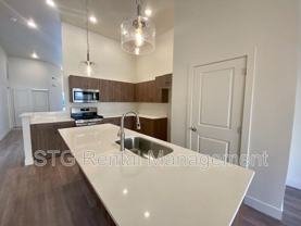 939 Sw - Photo 1 of 1