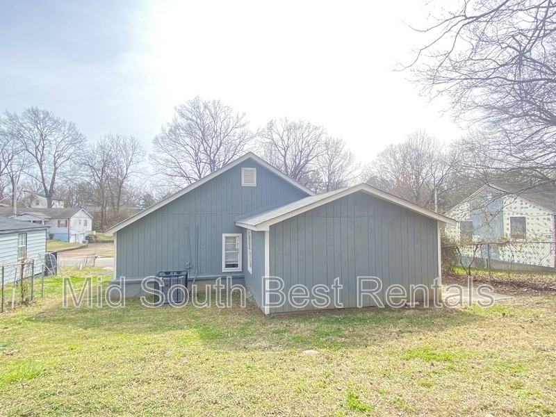 1704 Cleoford Ave - Photo 7 of 7