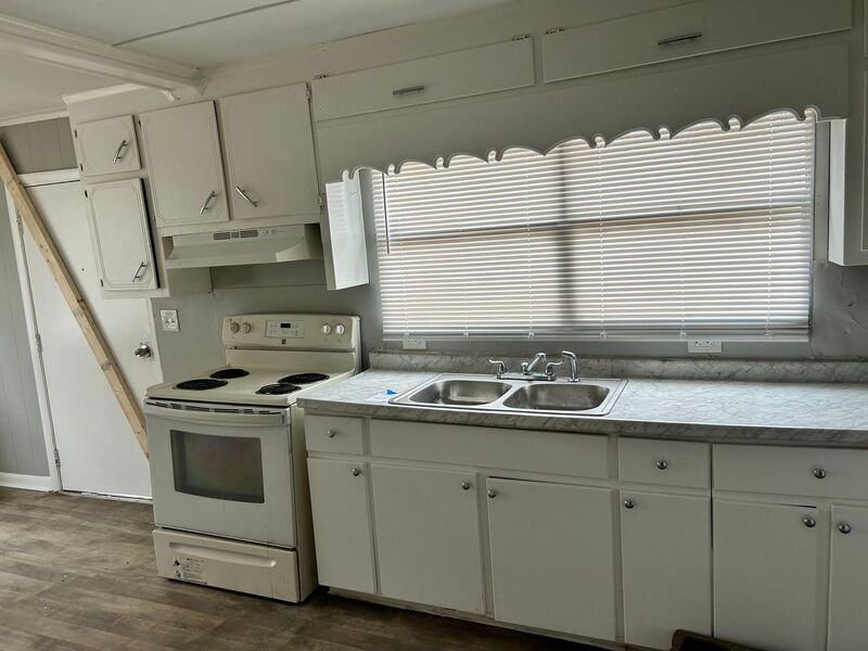 5408 Kiska Ave - Photo 3 of 18