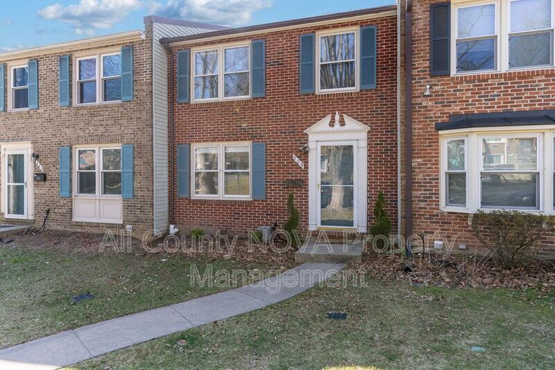 309 James St - Photo 2 of 37