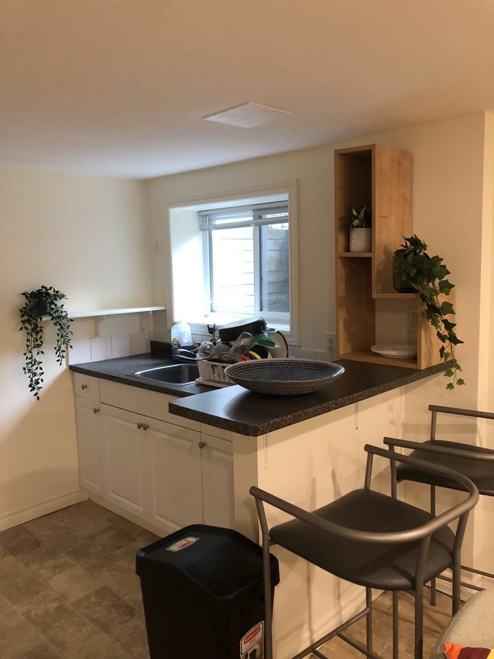 116 Shanty Bay Road - Photo 2 of 6