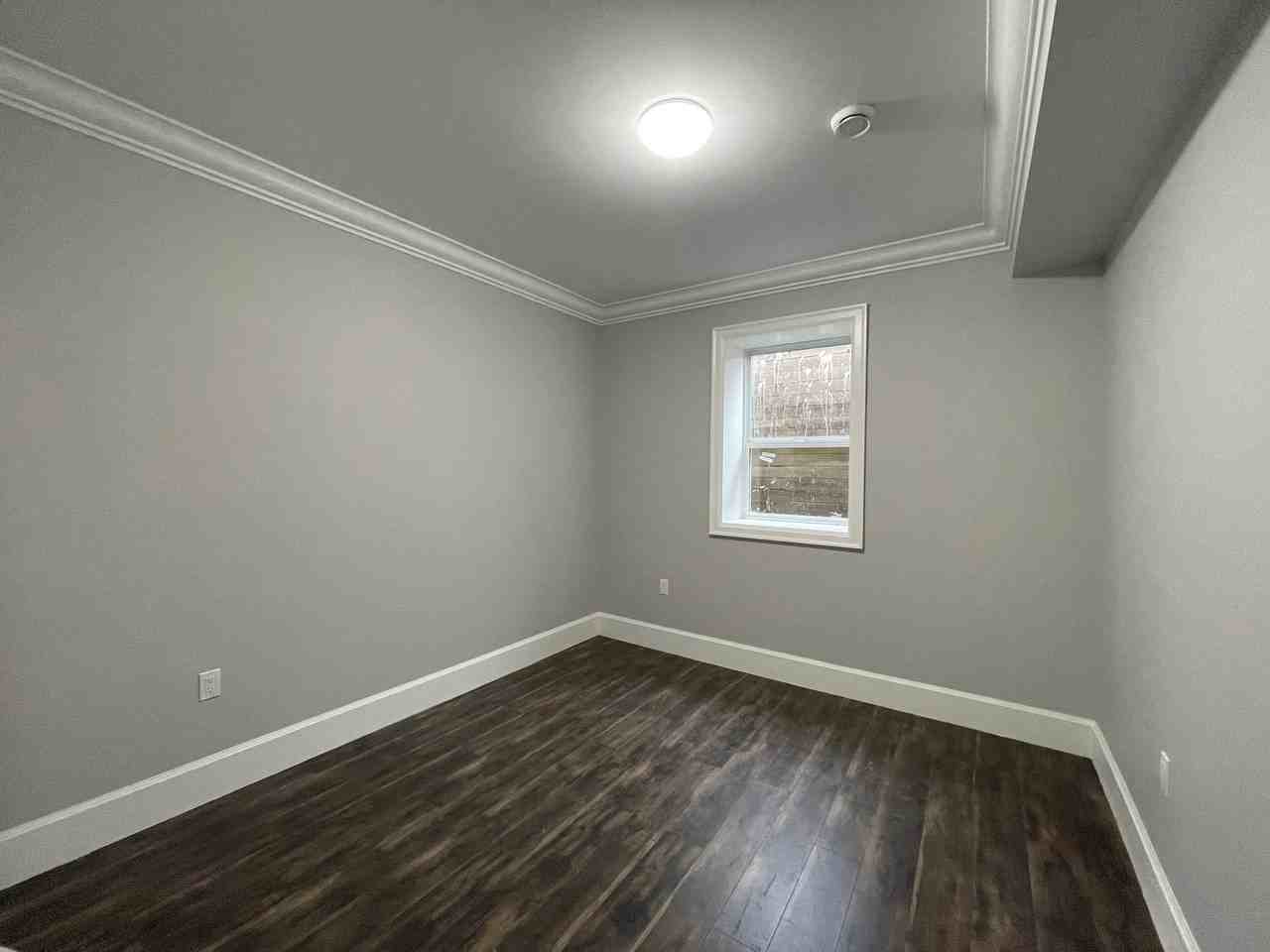 5745 Forest Street - Photo 4 of 9