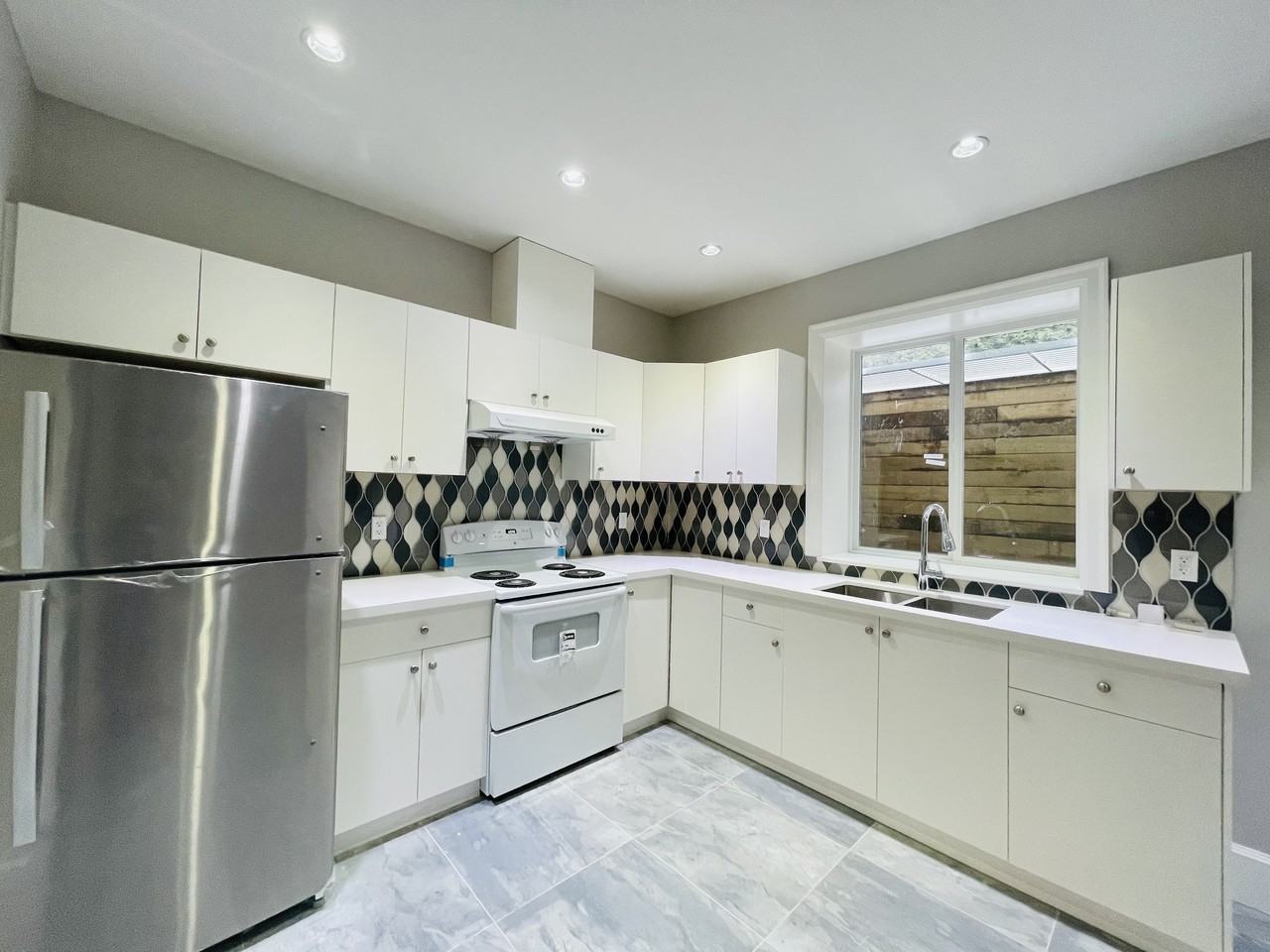 5745 Forest Street - Photo 3 of 9