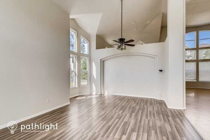 22755 E Maplewood Ln - Photo 3 of 18