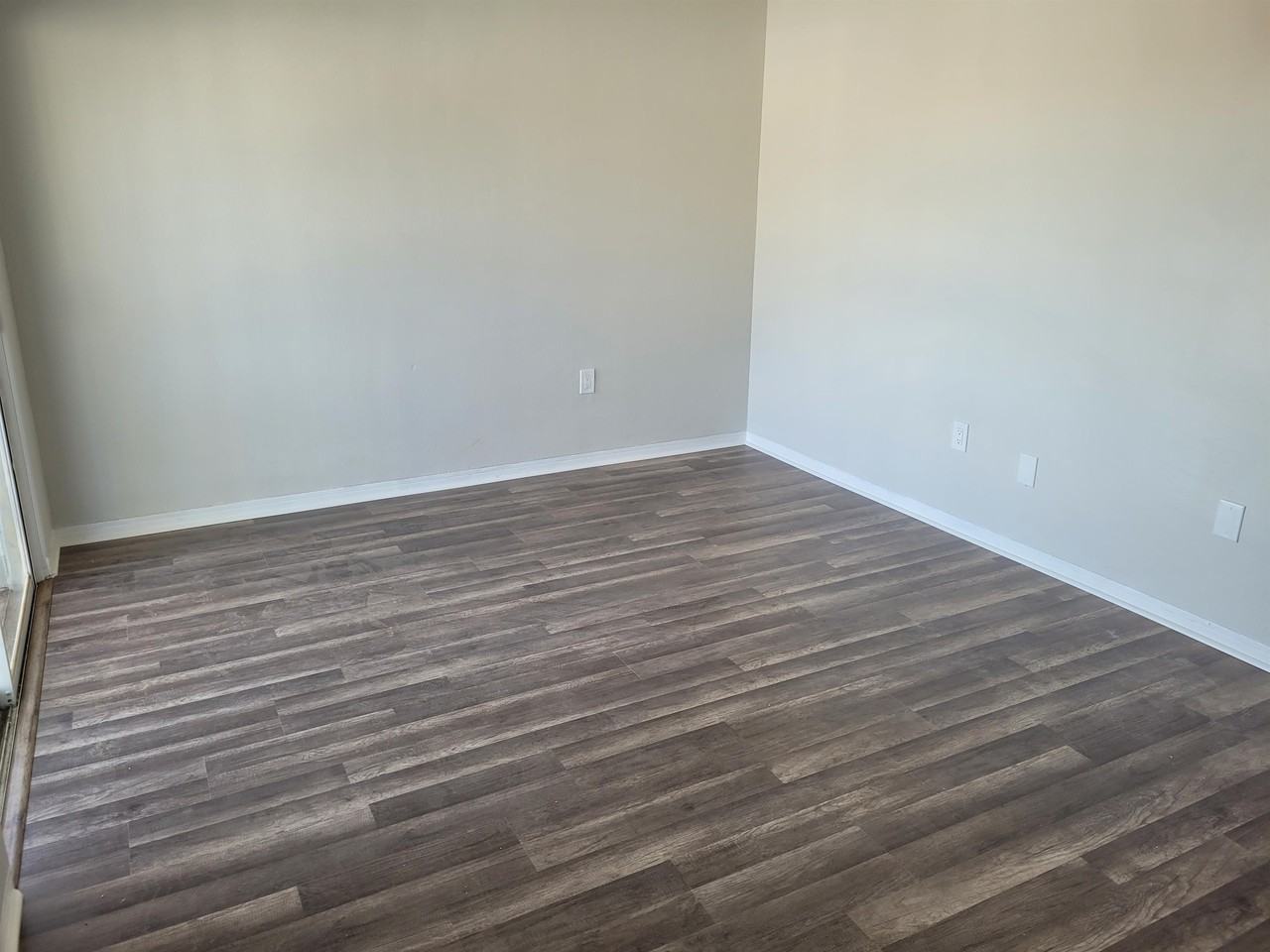 130 Bougainvillea Dr #8 - Photo 3 of 7