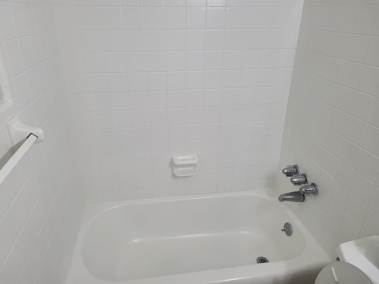 130 Bougainvillea Dr #8 - Photo 6 of 7