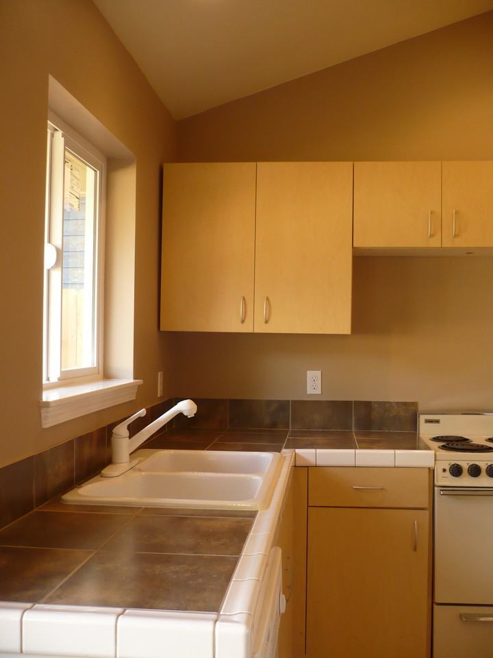 227 Nw 11th St #1-2 - Photo 4 of 22