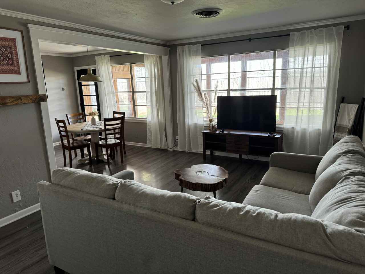 2700 W Fuller Ave #NA - Photo 5 of 27