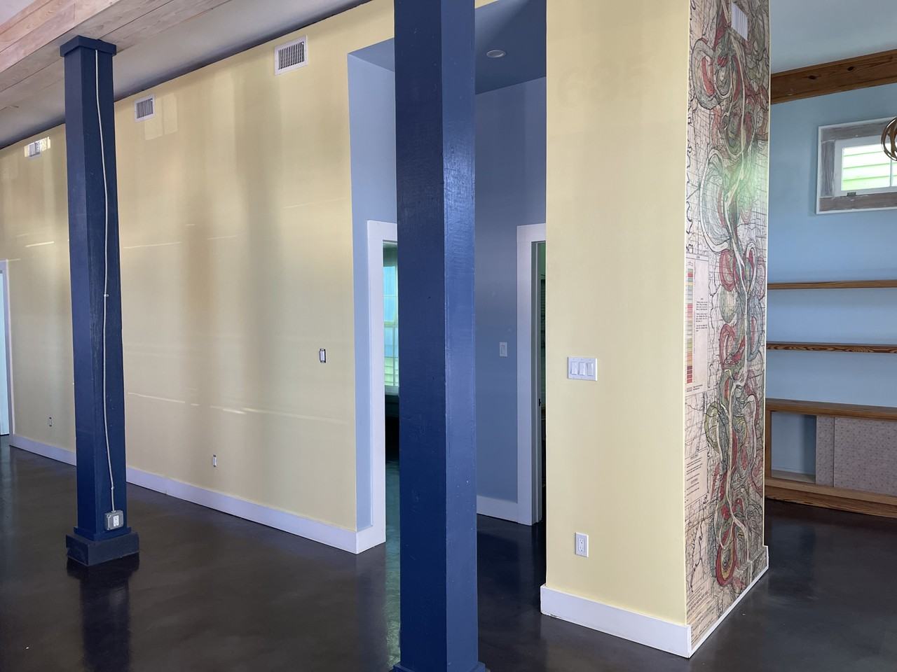 635 8th St #A - Photo 4 of 23