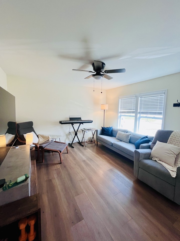1250 Pond St Se #NA - Photo 6 of 12
