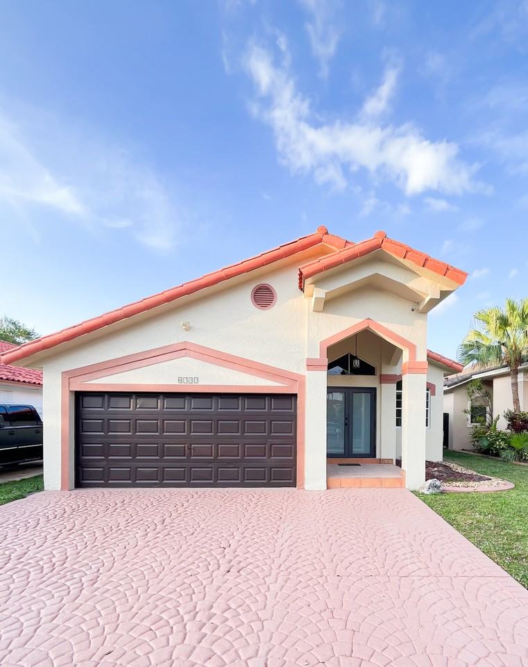 8731 Nw 153rd Ter #NA