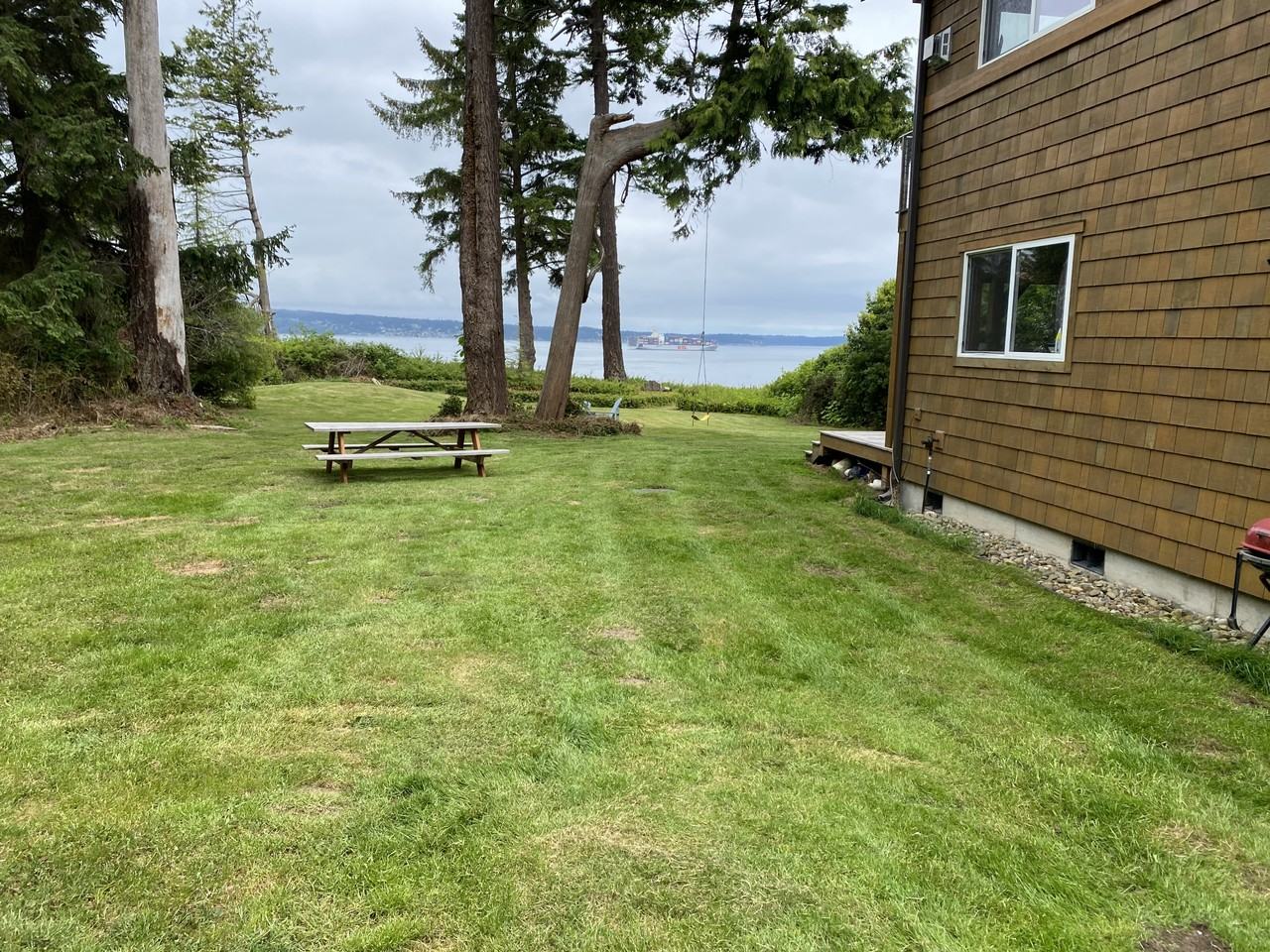 454 Reinier Rd #B - Photo 2 of 8