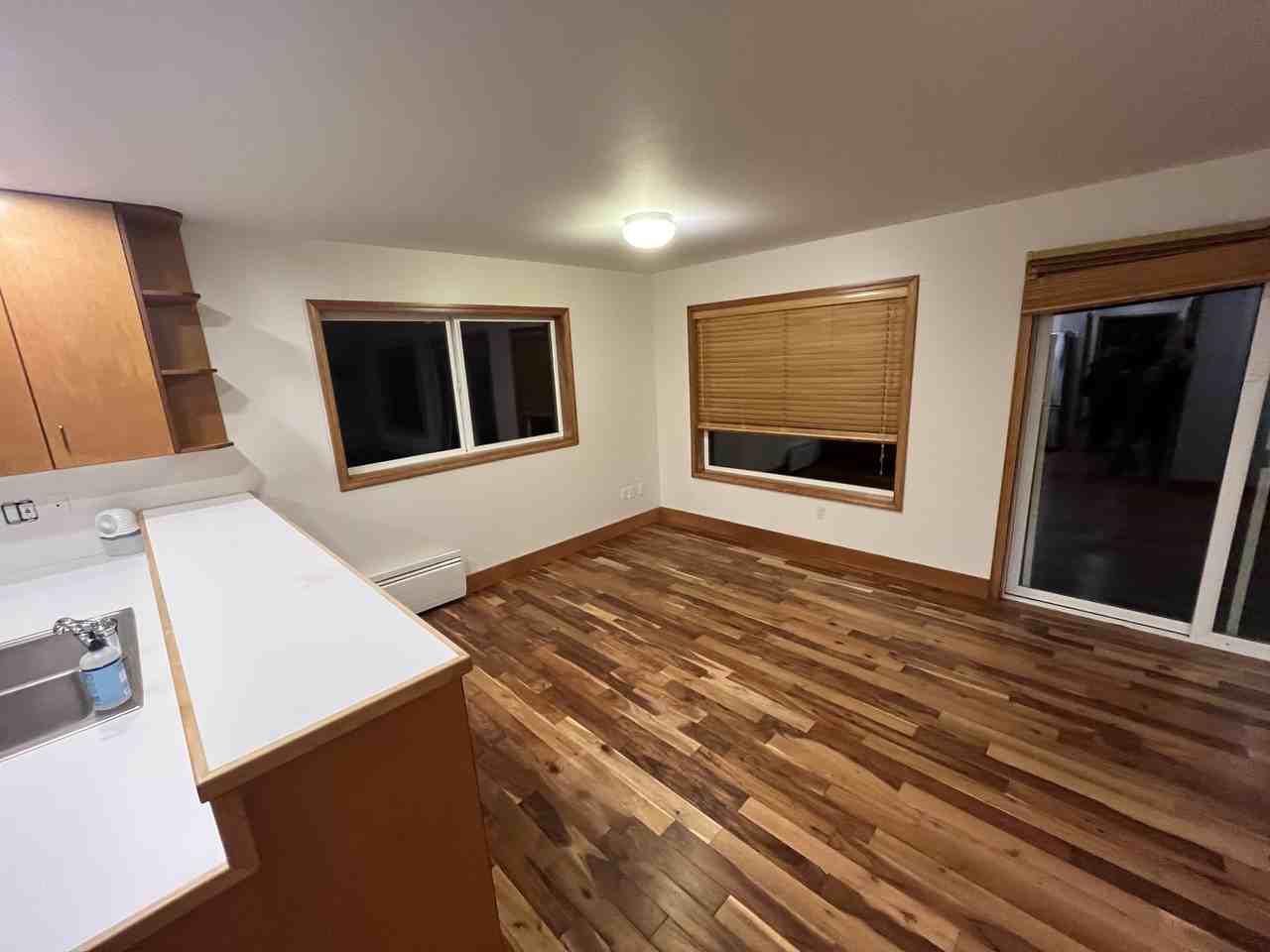 454 Reinier Rd #B - Photo 3 of 8