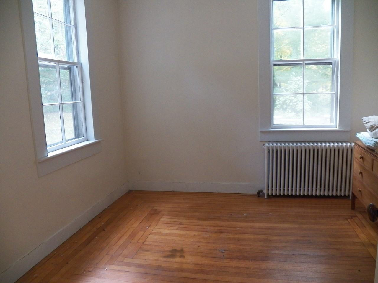 33 School St - Photo 3 of 10