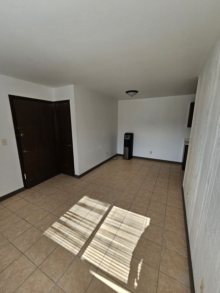 1723 La Crescent St #97 - Photo 6 of 14