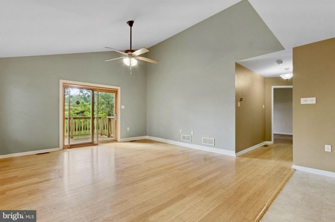 115 Muhlenberg Ave #NA - Photo 2 of 17