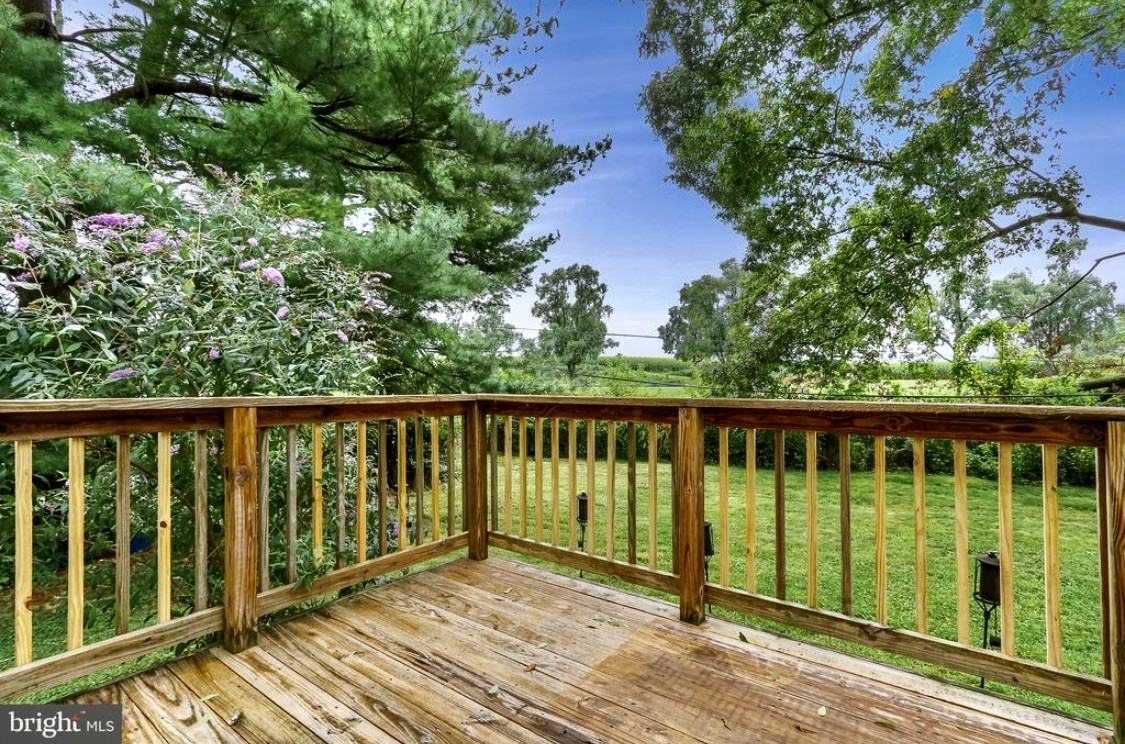 115 Muhlenberg Ave #NA - Photo 3 of 17