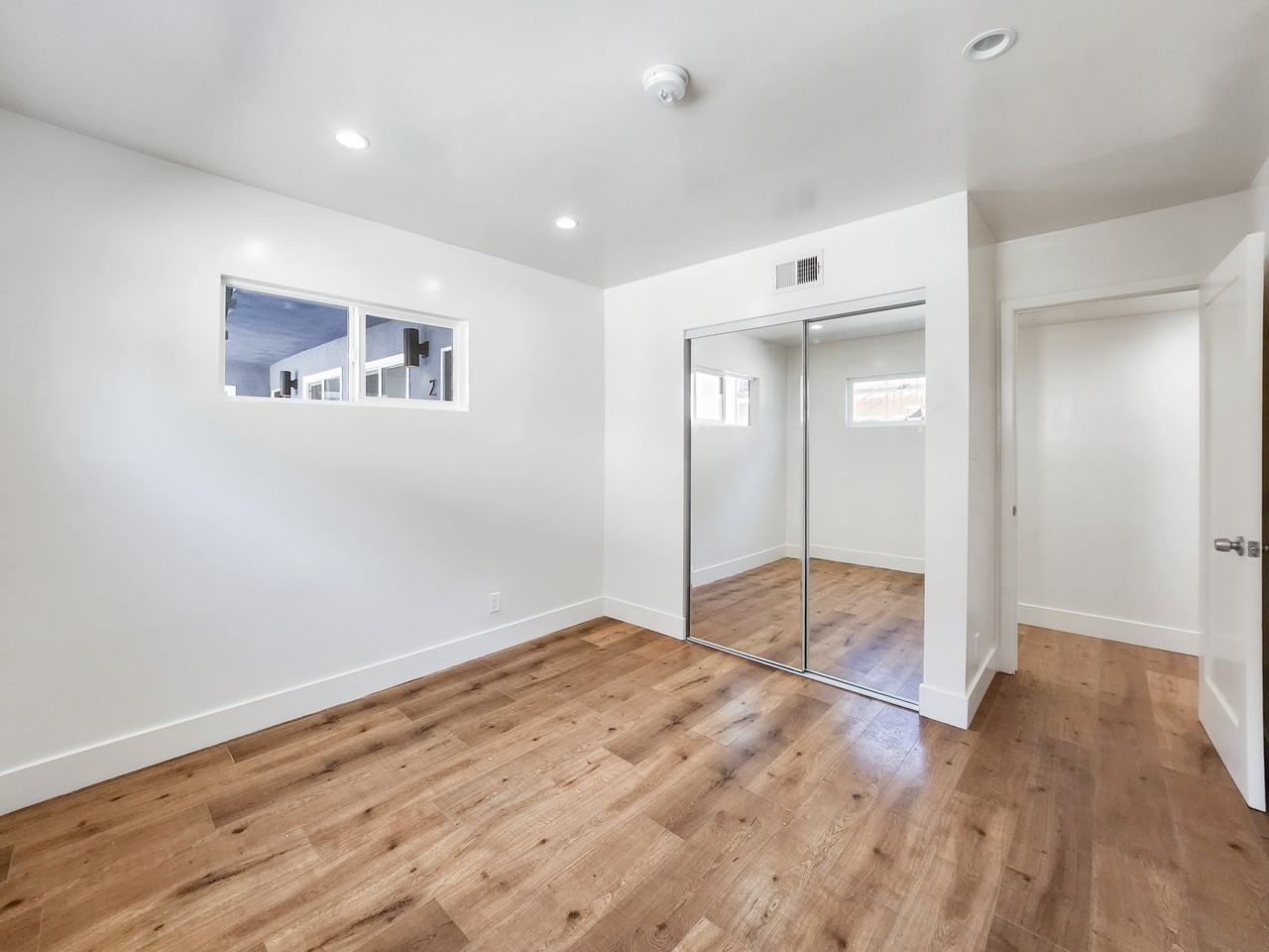 2917 N Coolidge Ave #3 - Photo 6 of 16